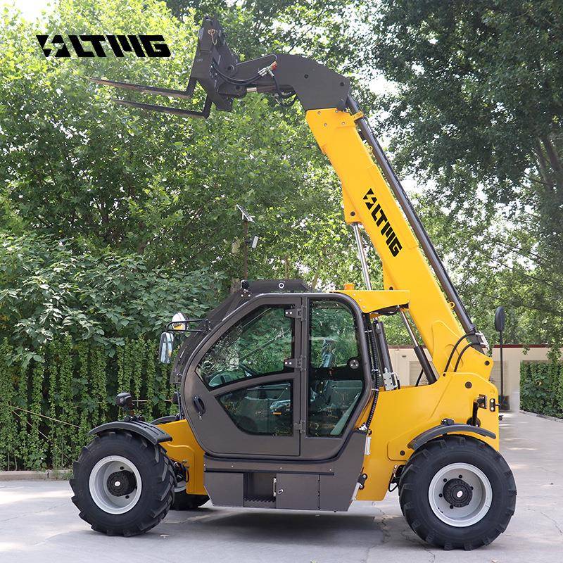 多功能越野伸缩臂叉车.5吨全新2节7米伸缩臂货物高空作业堆高