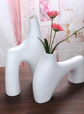 北欧创意插花花瓶摆件家居客厅卧室软装装饰品简约抽象艺术摆设