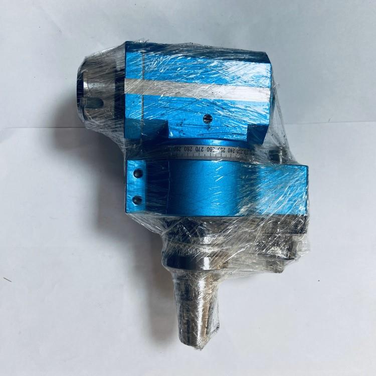 BT30CNC数控加工中心90°BT40角度头90度侧铣头BT50横铣头转向头