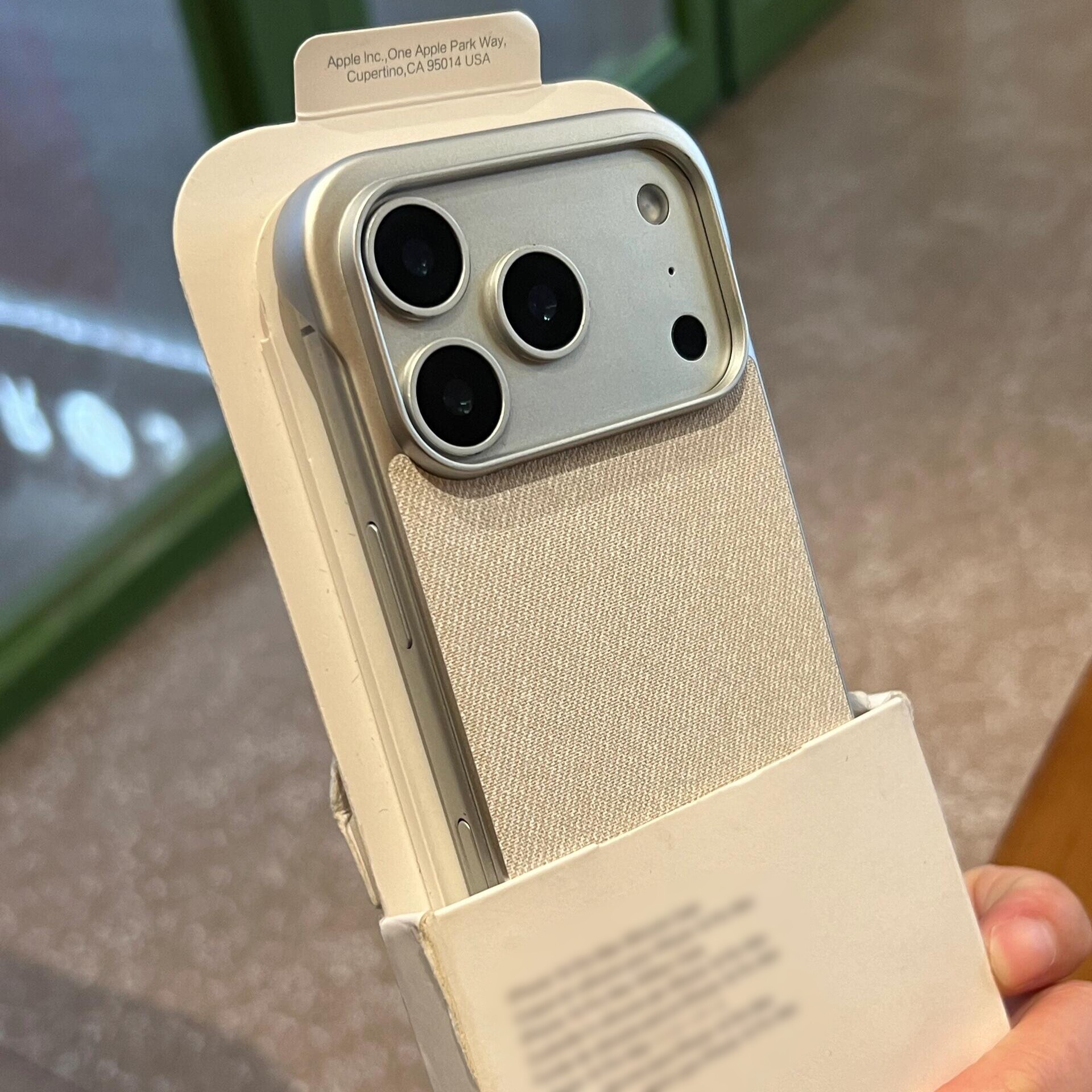 秋冬毛麻布料月光白适用苹果17promax手机壳iPhone16/15plus超薄air简约14/13promax男女款散热不发烫裸机感