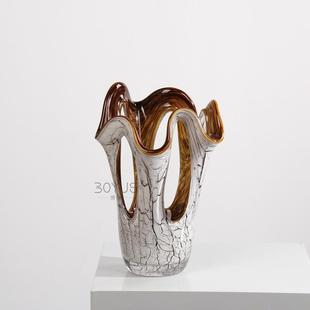 现色简代约白裂客纹内里黄色镂空玻璃花瓶样板房厅NAM餐厅花艺软