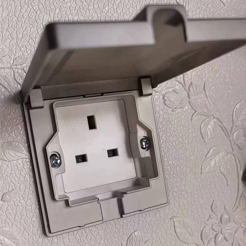 英式13A防水插座英规超薄隐藏形港版插座面板嵌入式冰箱内嵌式86