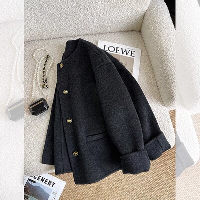 高级感时尚黑色圆领毛呢外套女秋冬季小个子时髦短款宽松圆领上衣