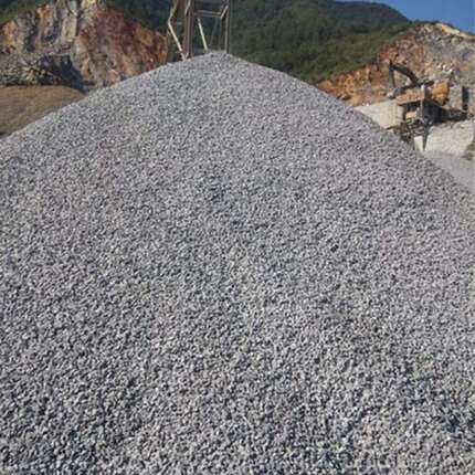 道路铺路用碎石子灰色透水石公路养护石料砂石石子砾石