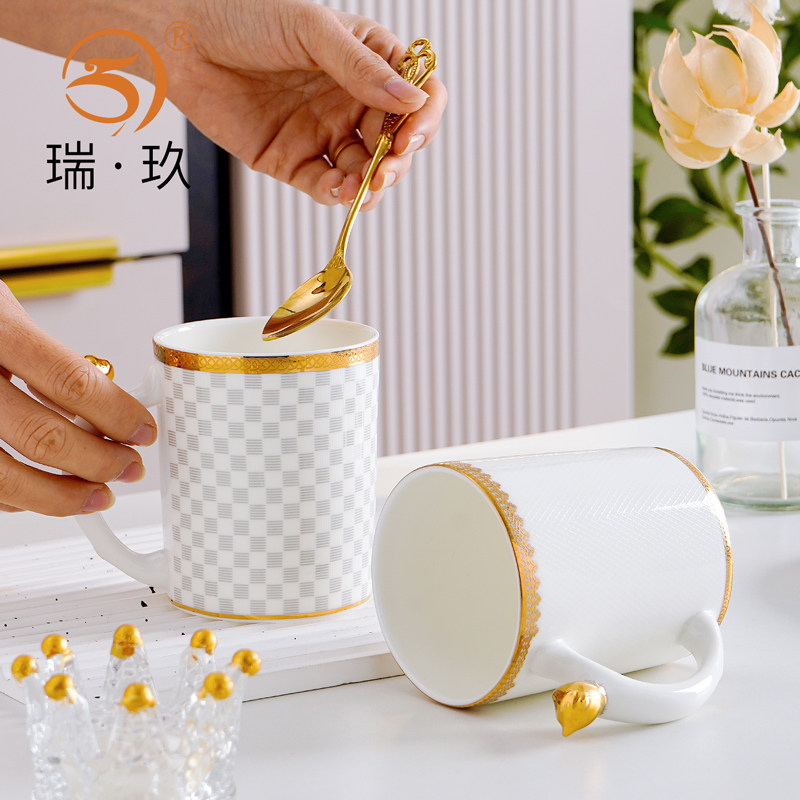 创意浮雕骨瓷马克杯家用水杯早餐杯陶瓷猫把杯办公杯金边个性茶杯,餐饮具,马克杯,淘宝优惠券,粉丝福利购,淘宝优惠卷