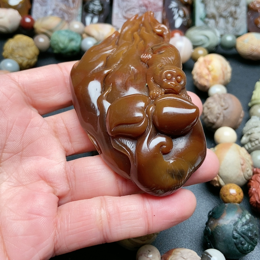 灵猴献桃，摆件,珠宝/钻石/翡翠,颈饰,淘宝优惠券,粉丝福利购,淘宝优惠卷