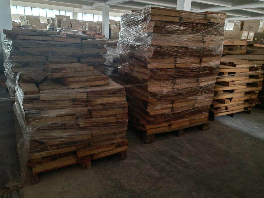 12月31日河源提琴材料一批网络拍卖公告