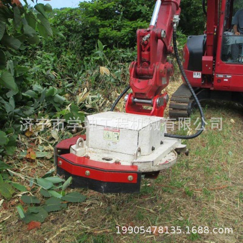 2吨微挖割草机堤破养护割草机河坡杂草清理设备可调转速割草机