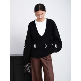 SUDU素都2026秋冬黑色羊毛深V领毛衣女高级感宽松叠穿针织衫上衣
