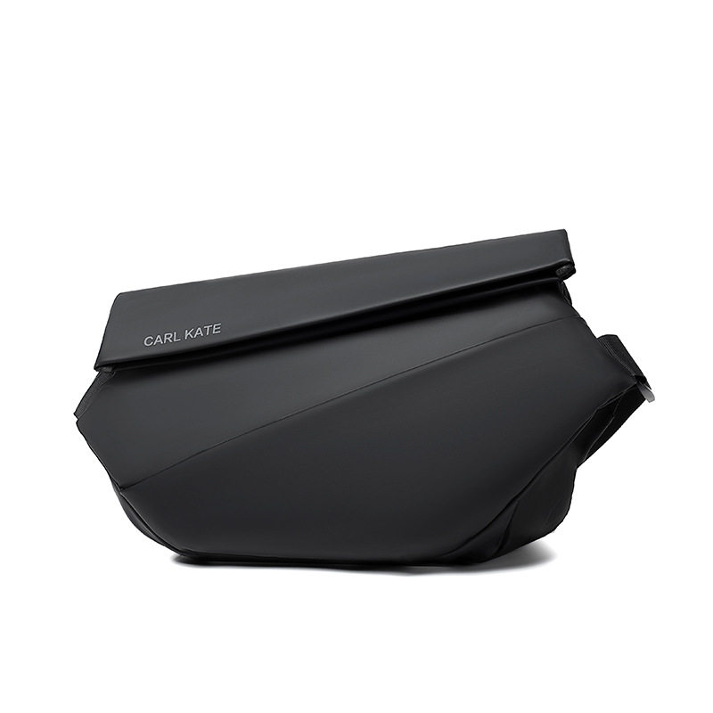 仅亏一天新款 CARLKATE胸包男士机能斜挎包男款防水单肩包邮差包