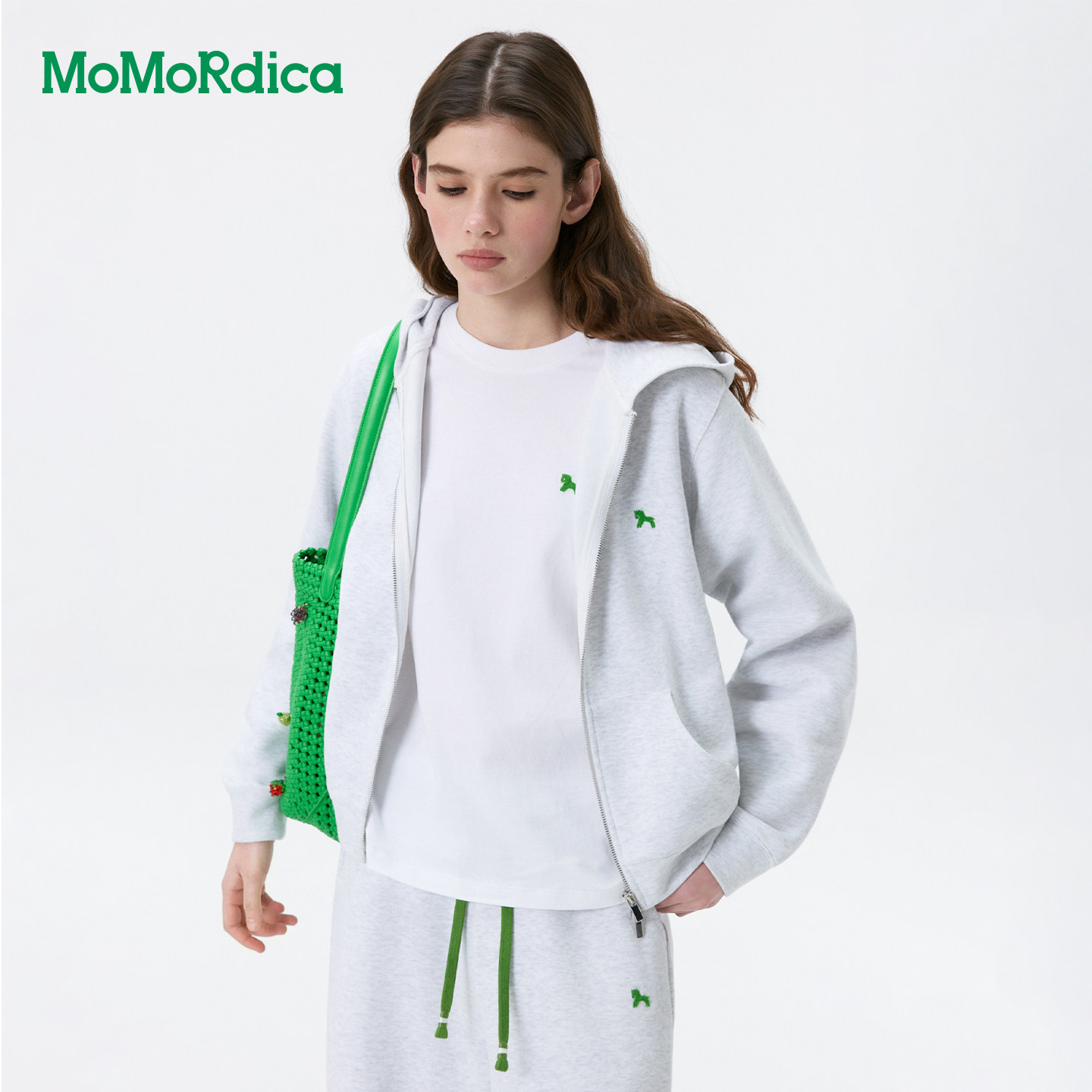 Momordica26新款通勤必备百搭小马图案连帽卫衣外套拉链开衫上衣