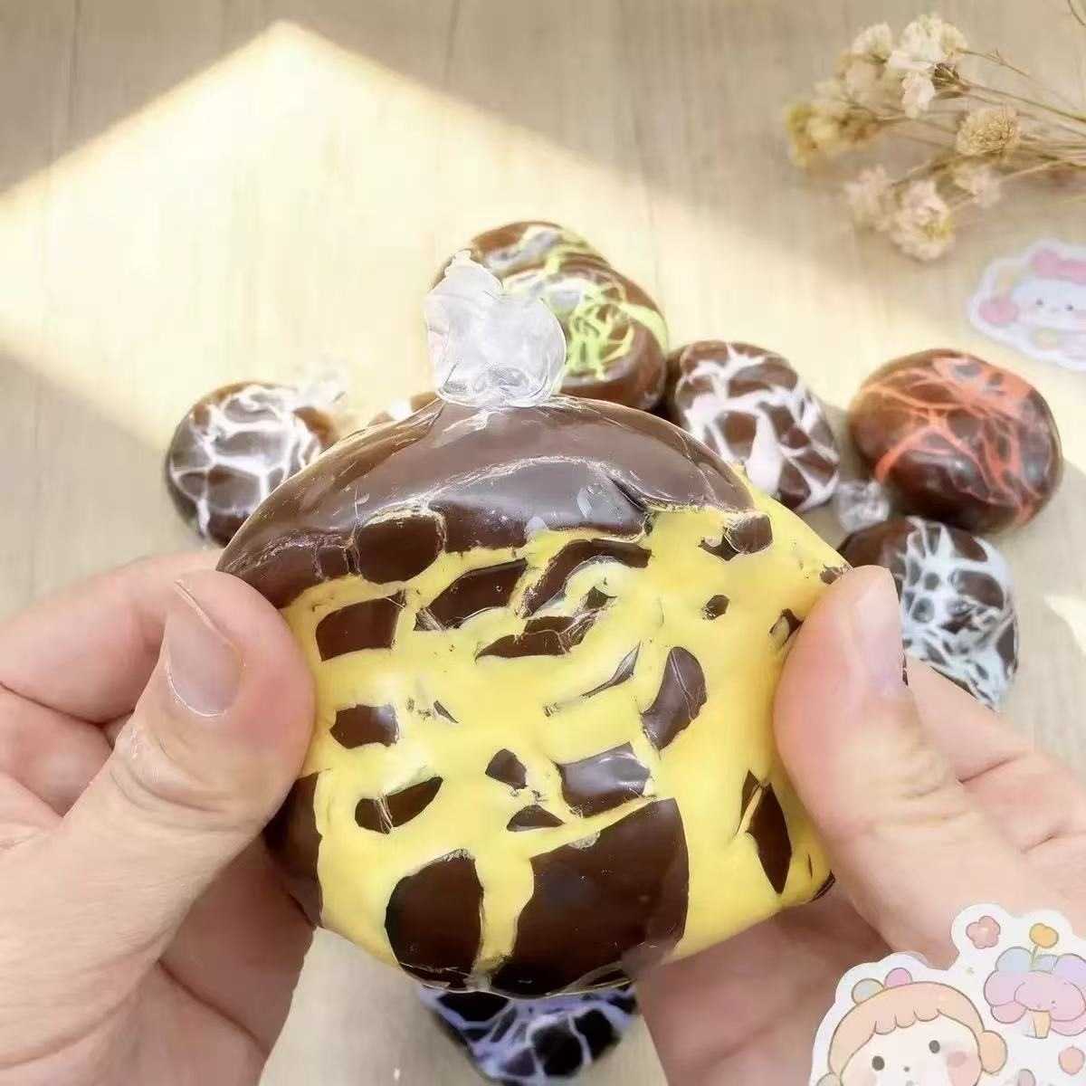 脆皮手作球捏捏超软解压蜡皮手作球嘎嘣脆声控爆浆手解压玩具