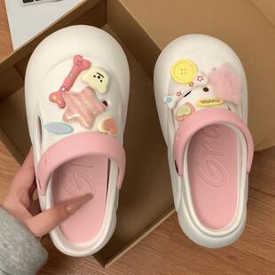 超火海边沙滩拖鞋 白色踩屎感厚底洞洞鞋 外穿防滑2025新款 女款 夏季