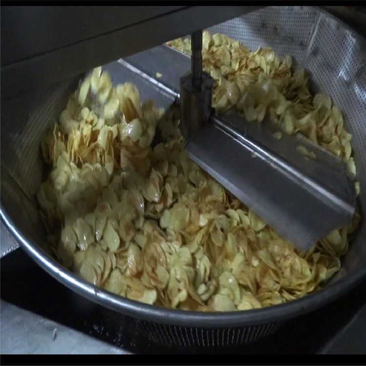 热销自动搅拌土豆片油炸机 小型薯片油炸生产线 网带提升侧刮渣