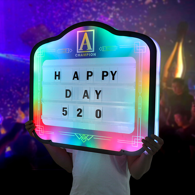 字母卡片发光手举牌酒吧酒具生日派对KTV可充电led彩色手持广告牌