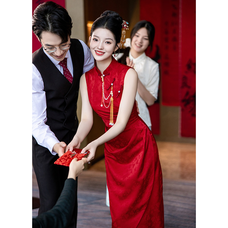新中式晨袍新娘敬酒服2024新z款红色旗袍订婚礼服裙女结婚无袖夏