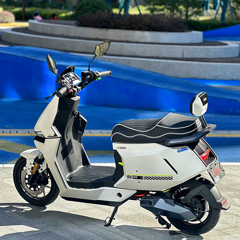 小牛F400T专用电动车座垫加宽加厚皮革防水座套一体坐包复古AB款