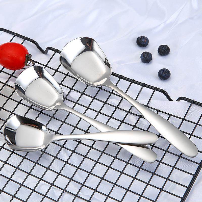 304不锈钢餐具平头平底不锈钢勺子亮光加厚中式餐勺学生汤勺定log