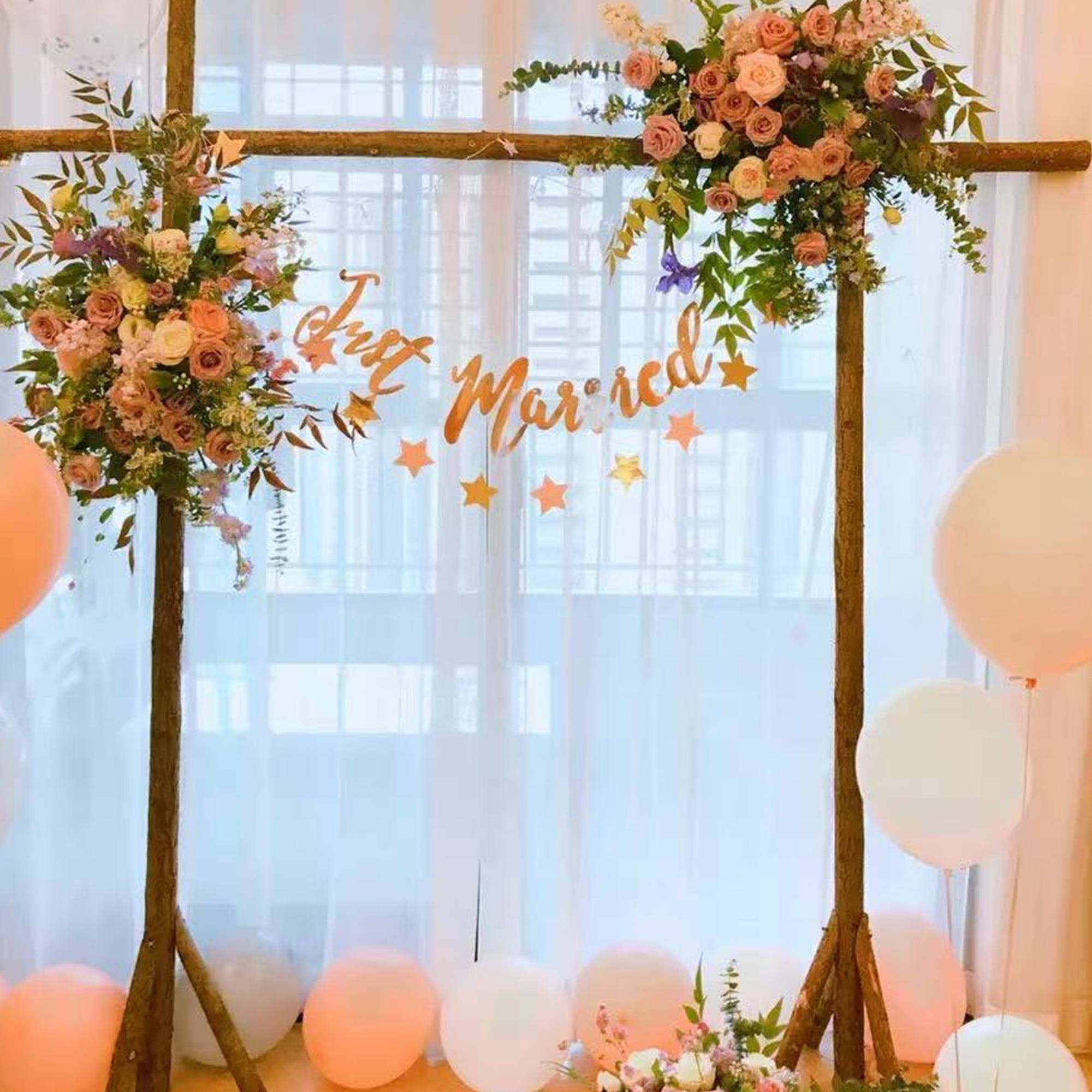 森系婚庆道具木桩拱门户外草坪婚礼木头架子花艺橱窗背景装饰摆件