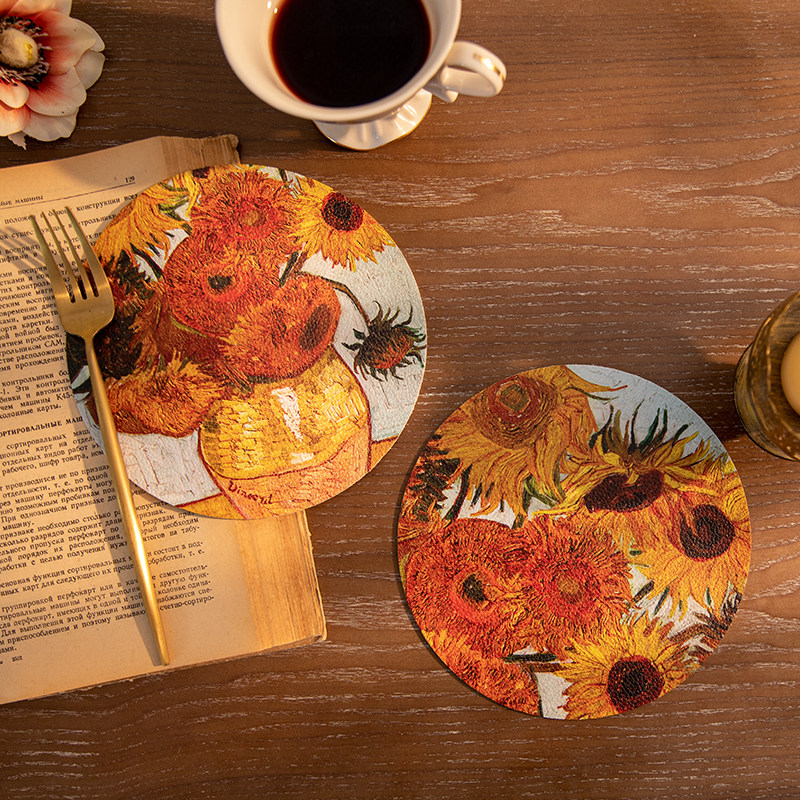 餐垫防水防油免洗桌垫圆形桌面隔热垫艺术梵高向日葵皮.革杯垫垫