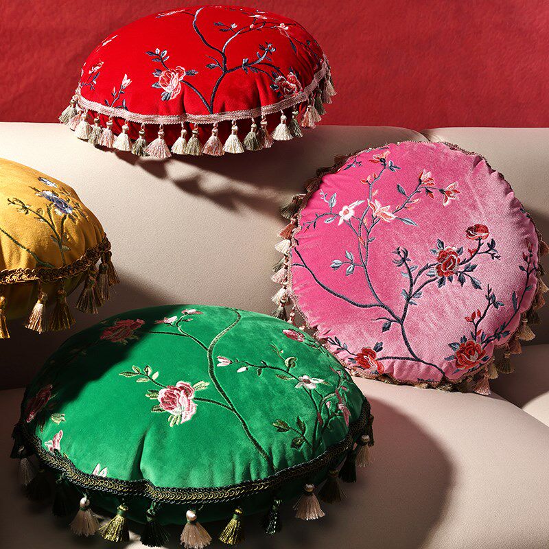 新中式圆形流苏抱枕客厅沙发腰枕复古蔷薇绣花轻奢床Y头靠背垫软