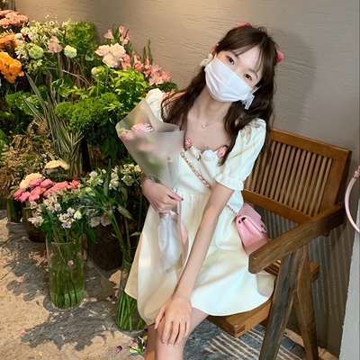 立体花朵泡泡袖清纯可爱包月光
