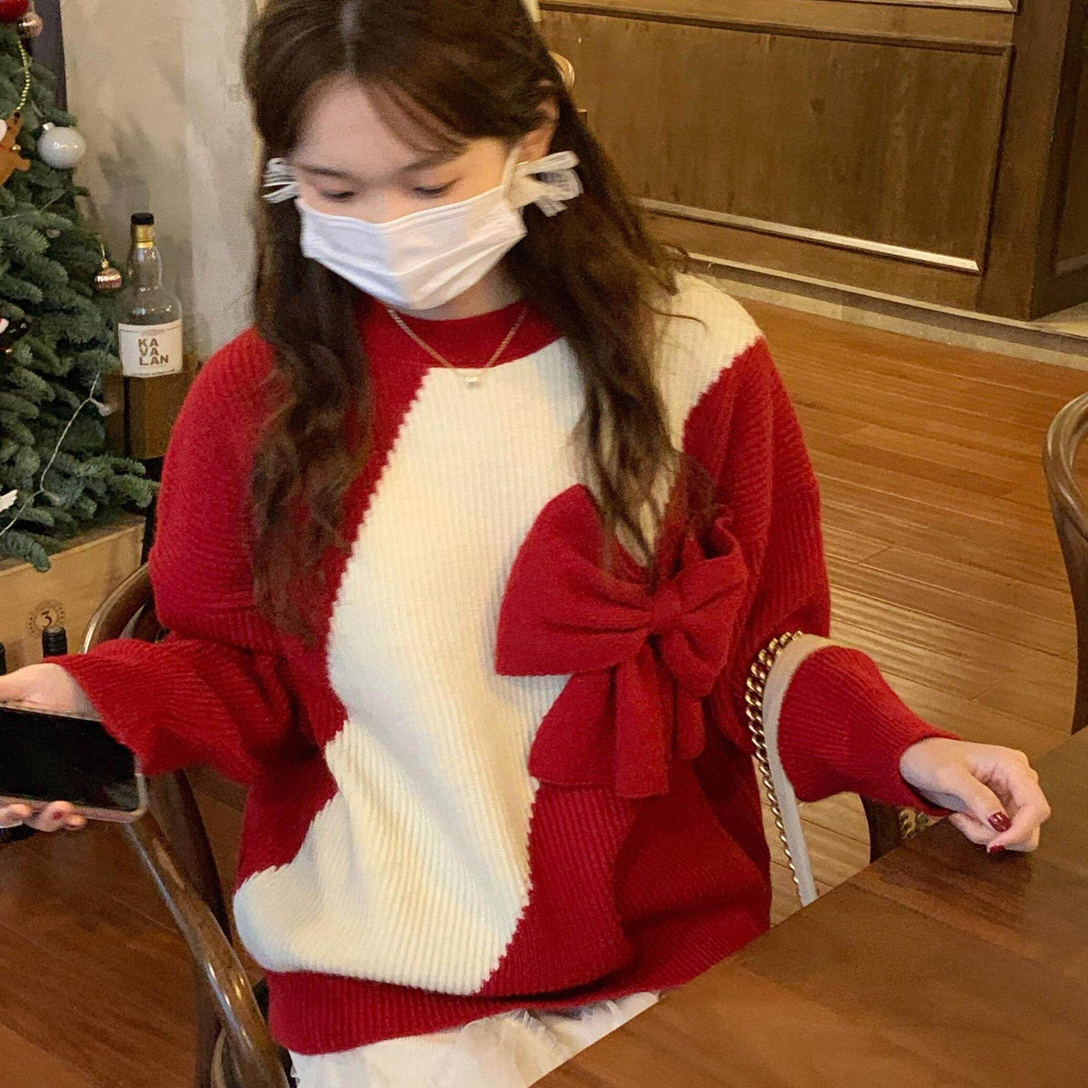 2025年秋季宽松毛衣甜美红色蝴蝶结甜美可爱奶乖失重套头圣诞毛衫