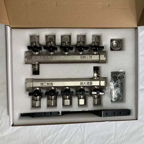 加厚全铜大口径分水器大流量地热分水器地暖配件大全1寸*20一体