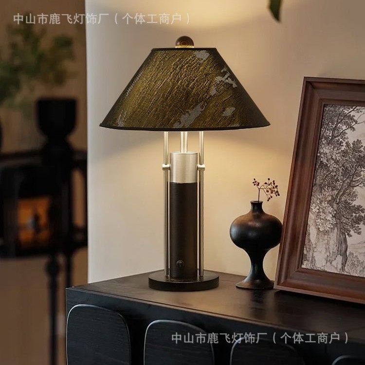 宋氏美学复古风台灯中古南洋风布艺刺绣客厅书房卧室床头装饰台灯