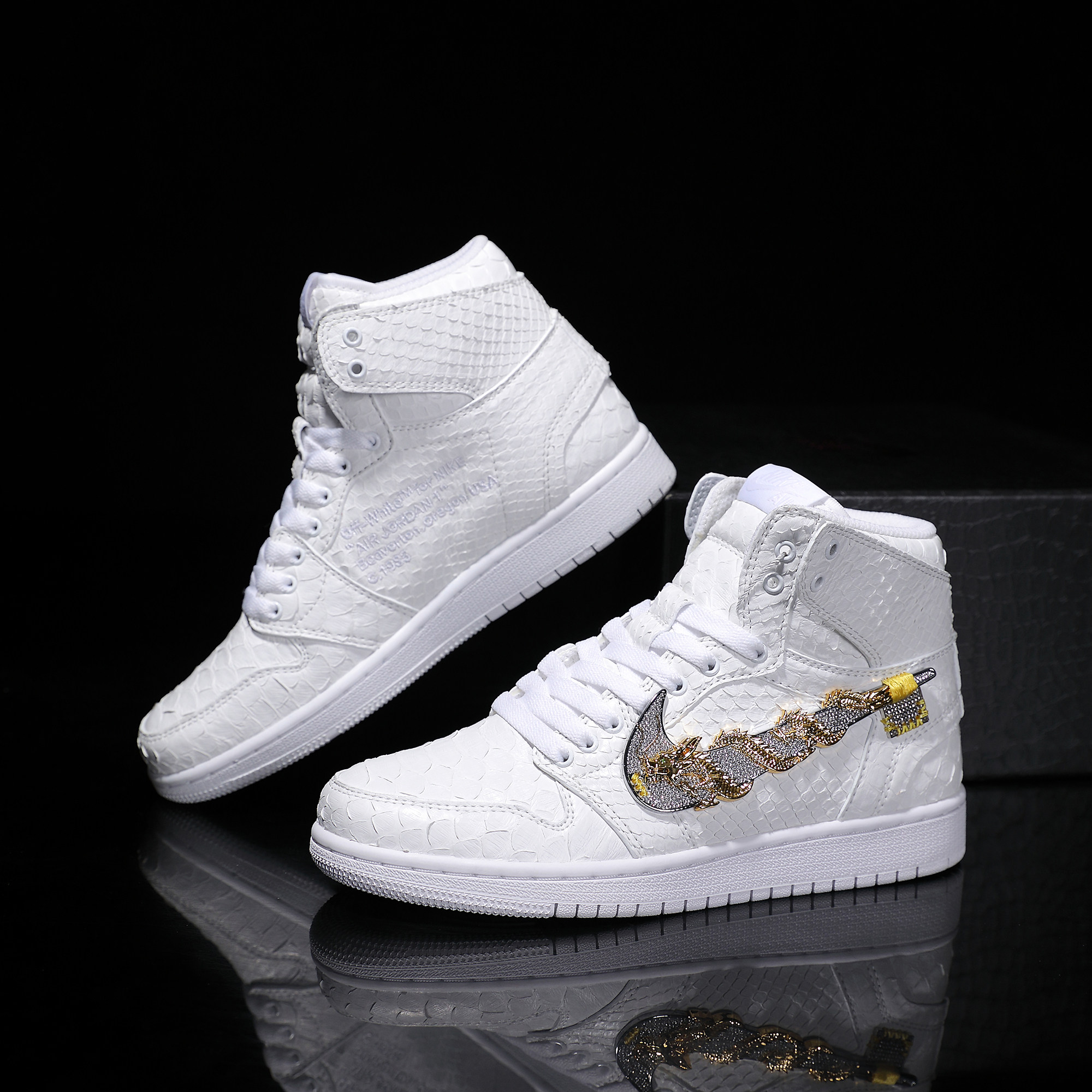休闲运动 【定制潮鞋】Air Jordan1纯白蟒蛇皮男女同款百搭小白鞋