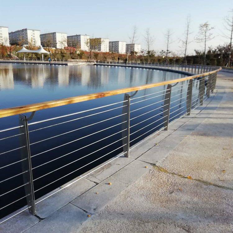 201不锈钢钢丝绳护栏 扶手河道景区围栏公园钢丝绳 缆索道路栏杆