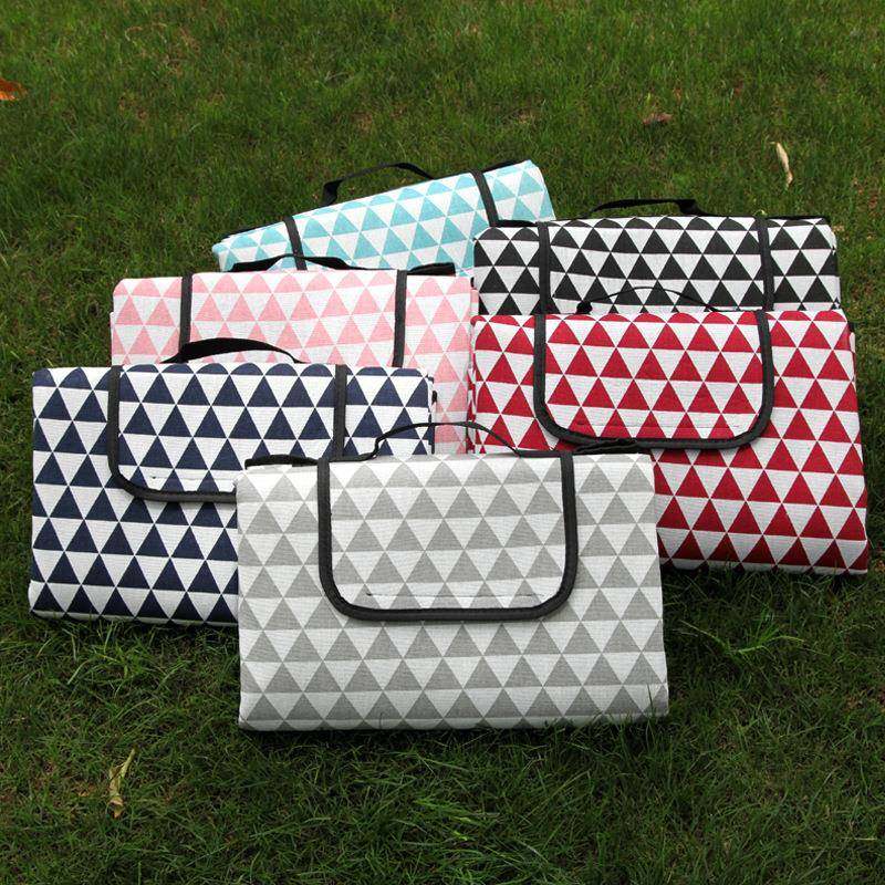 三角户外防潮垫露营春游野餐垫加厚草坪垫户外野餐布户外用品,鲜花速递/花卉仿真/绿植园艺,割草机/草坪机,淘宝优惠券,粉丝福利购,淘宝优惠卷