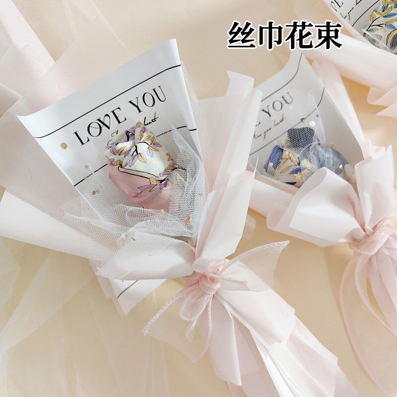 丝巾礼盒妈妈生日礼物送老师实用高级适合40岁2024新款毕业教师节