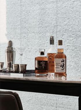 餐边柜酒柜水吧台醒酒器酒具酒杯装饰酒样板间售楼部厨房软装饰品