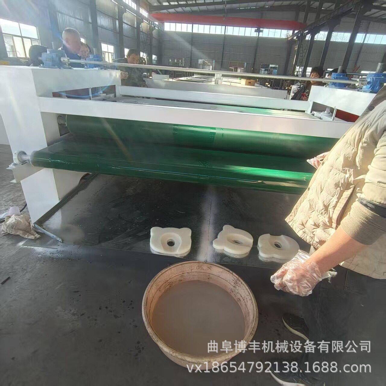 海绵枕头床垫硅胶涂胶机 清洁棉百洁布过胶机 毛毡辊式涂布机设备