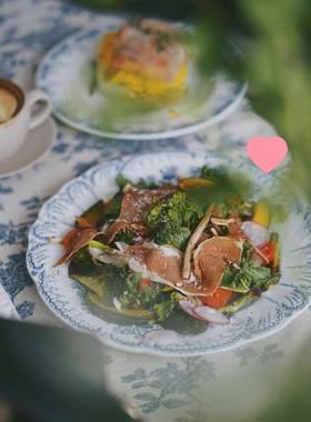 新款法OKX式子复古景碎德盘镇蓝色花陶瓷法瓷甜点蛋糕盘西餐分餐