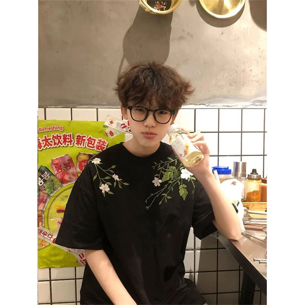 设计感小众情侣宽松上衣服ins图片