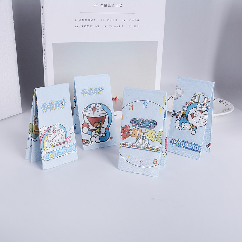 新品小叮当印花手帕纸彩色餐巾纸小包便携纸巾多啦A梦系列40包装