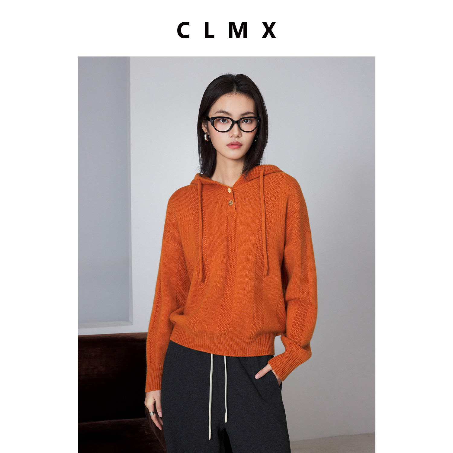 CLMX16支100%绵羊毛纱线连帽纽扣半开襟宽松长袖套头圆领针织衫女