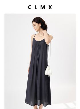 CLMX夏季纯色气质通勤裙子清凉粘纤锦纶混纺面料压褶吊带连衣裙