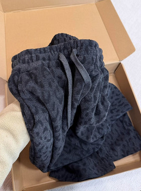 深灰色美式重磅加绒卫裤男女秋冬豹纹弯刀裤子垂感直筒运动休闲裤