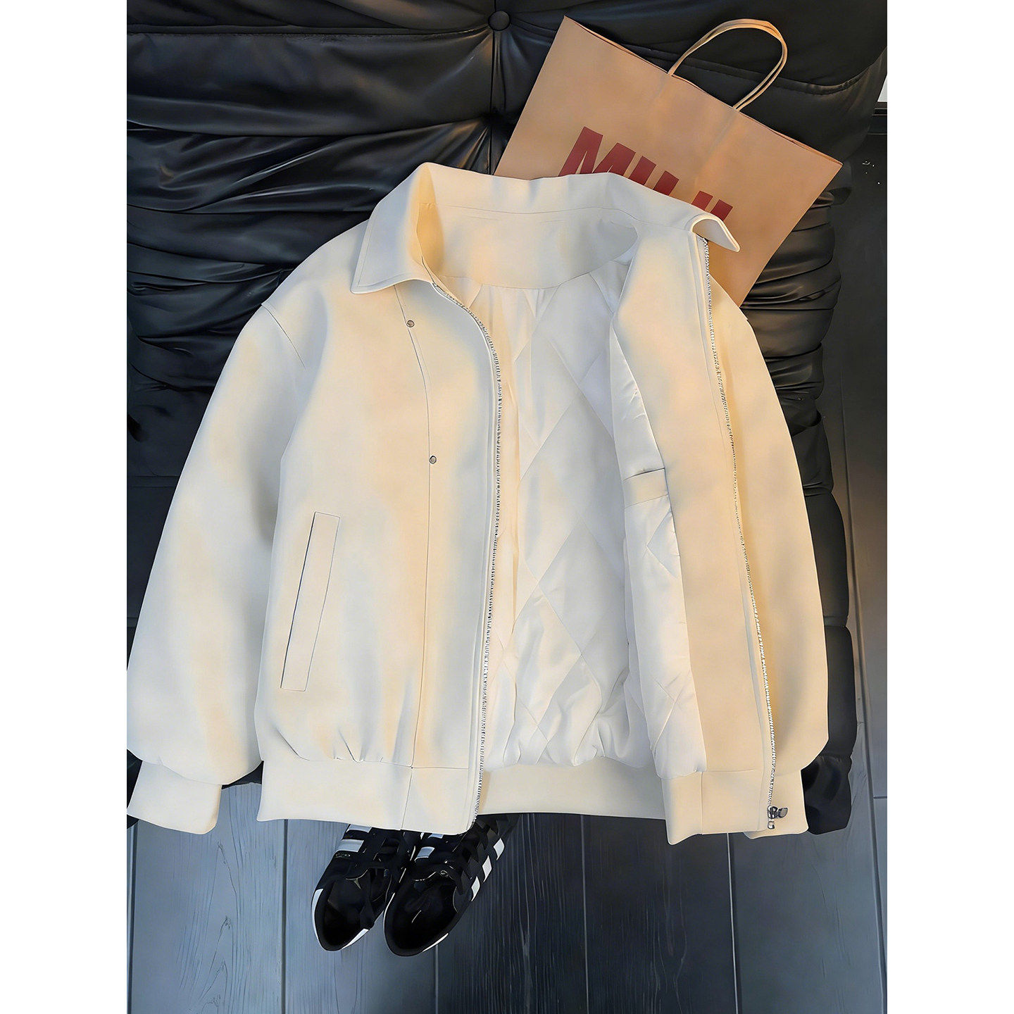 米白色PU皮铆钉皮衣外套男女冬季翻领夹克棉服三防美式夹棉棒球服