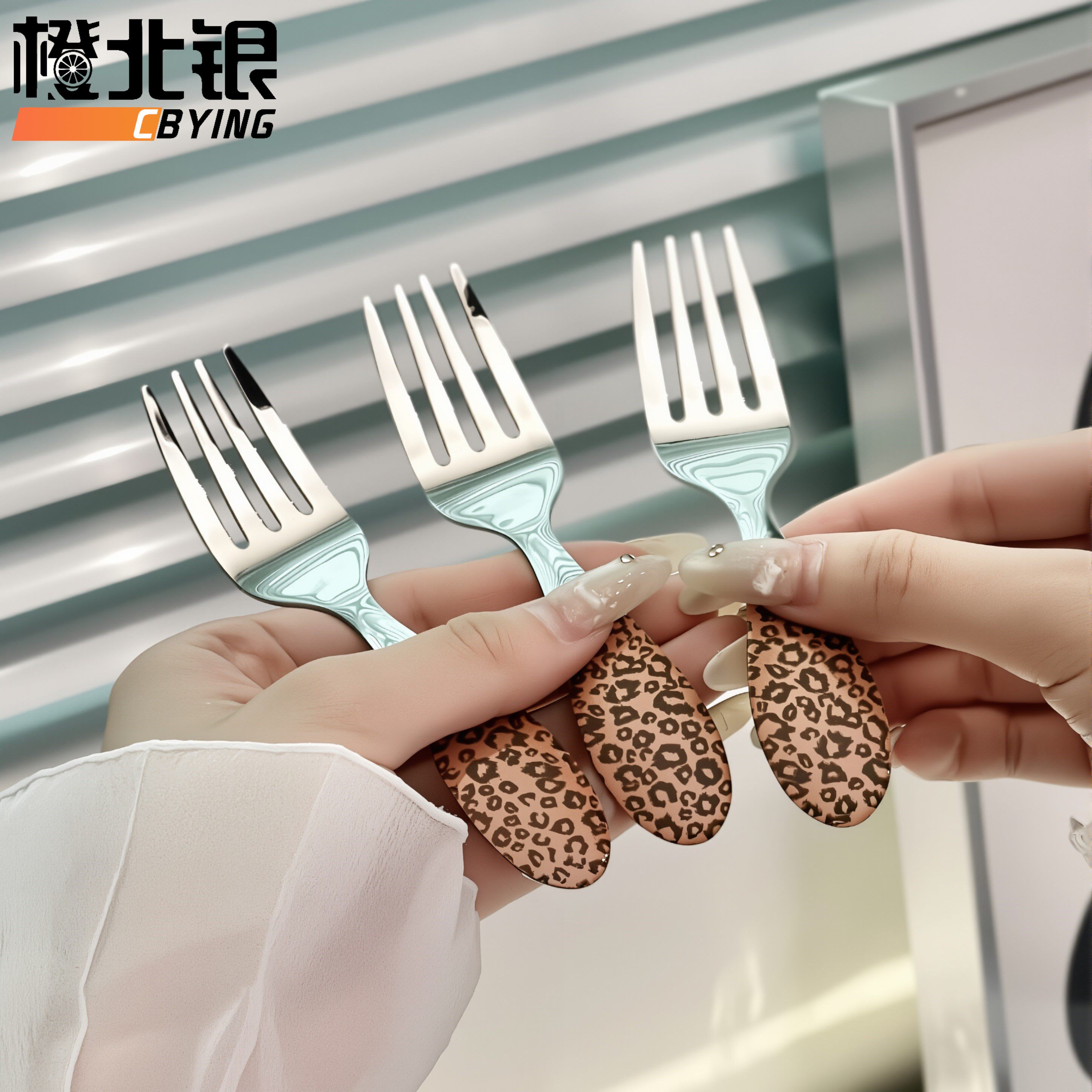 橙北银ins风创意304不锈钢儿童吃饭餐具叉子高颜值短柄意面水果叉