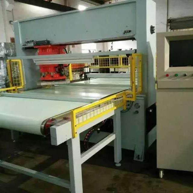 供应龙门移动头四柱液压裁断机鞋帽皮革橡胶下料机精密裁断机,纺织面料/辅料/配套,其他纺织机械,淘宝优惠券,粉丝福利购,淘宝优惠卷