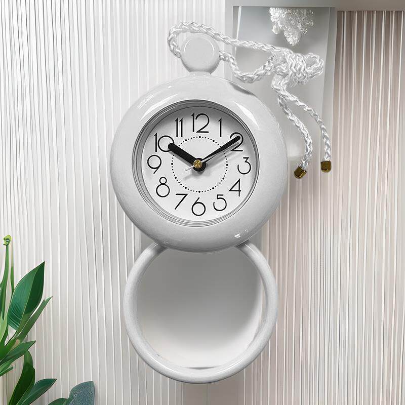 跨境防水浴室钟挂表可挂毛巾挂钟圆形台钟游泳馆防潮两用时钟