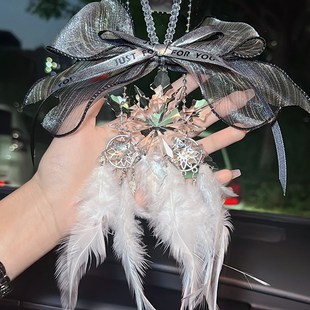 汽车挂件车内吊饰2024新款 高档水晶雪花K车载挂饰女车上后视镜装