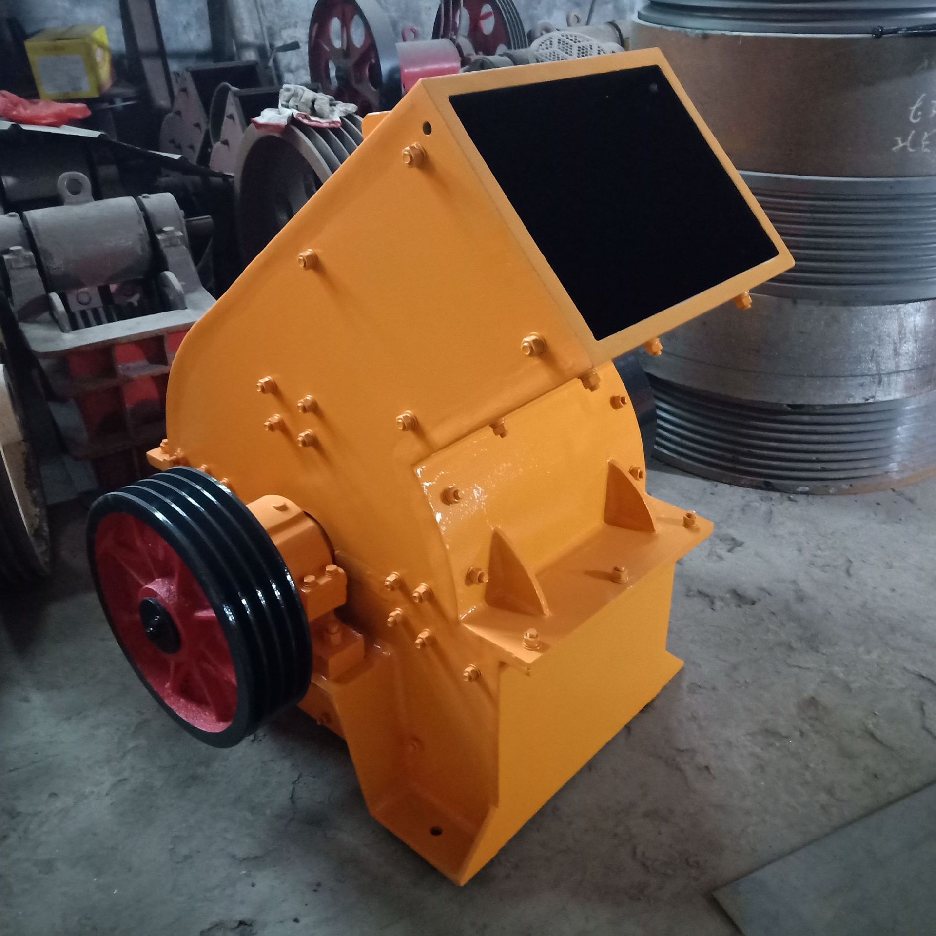 厂家直销锤式破碎机 600X400锤破 鹅卵石粉碎机制沙机