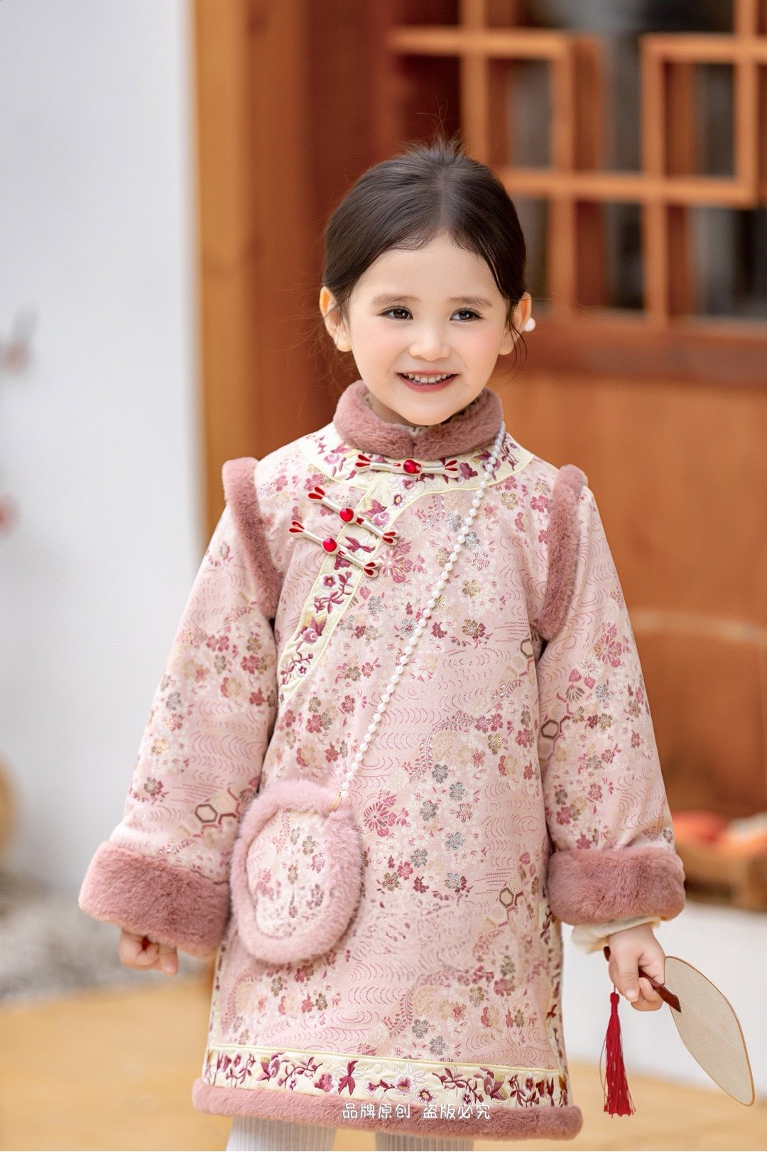 女童2025冬季新款中国风唐装小女孩古装旗袍裙加绒加厚拜年服礼服