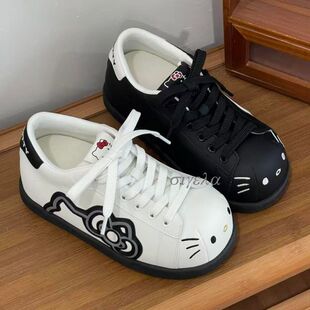 2026新款可爱风KT猫卡通板鞋女黑白系带厚底百搭小众休闲鞋女鞋