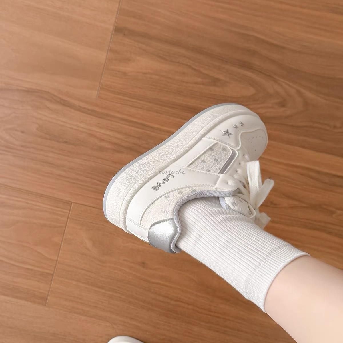 厚底板鞋面包鞋女小白鞋2026新款图片